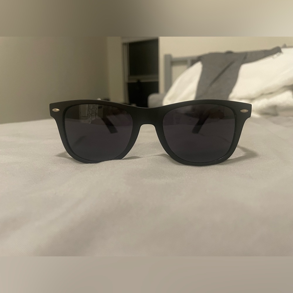 Kaliyadi Sunglasses